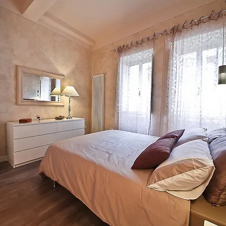 Apartment - Giglio Santa Trinita